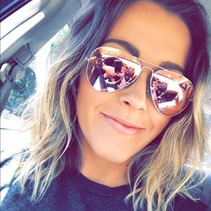 Meet your Posher, Ashley